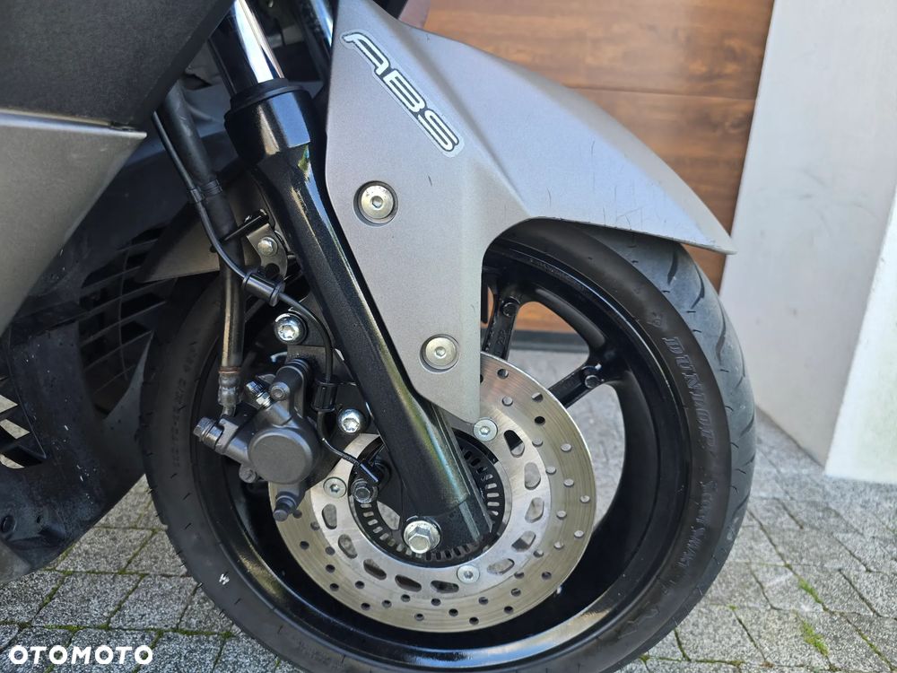 Yamaha NMAX - 6