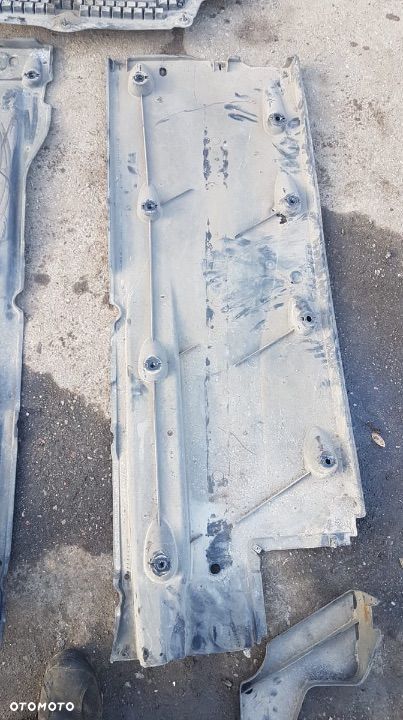 OSŁONY PODWOZIA LEWA PRAWA VOLKSWAGEN PASSAT CC - 1