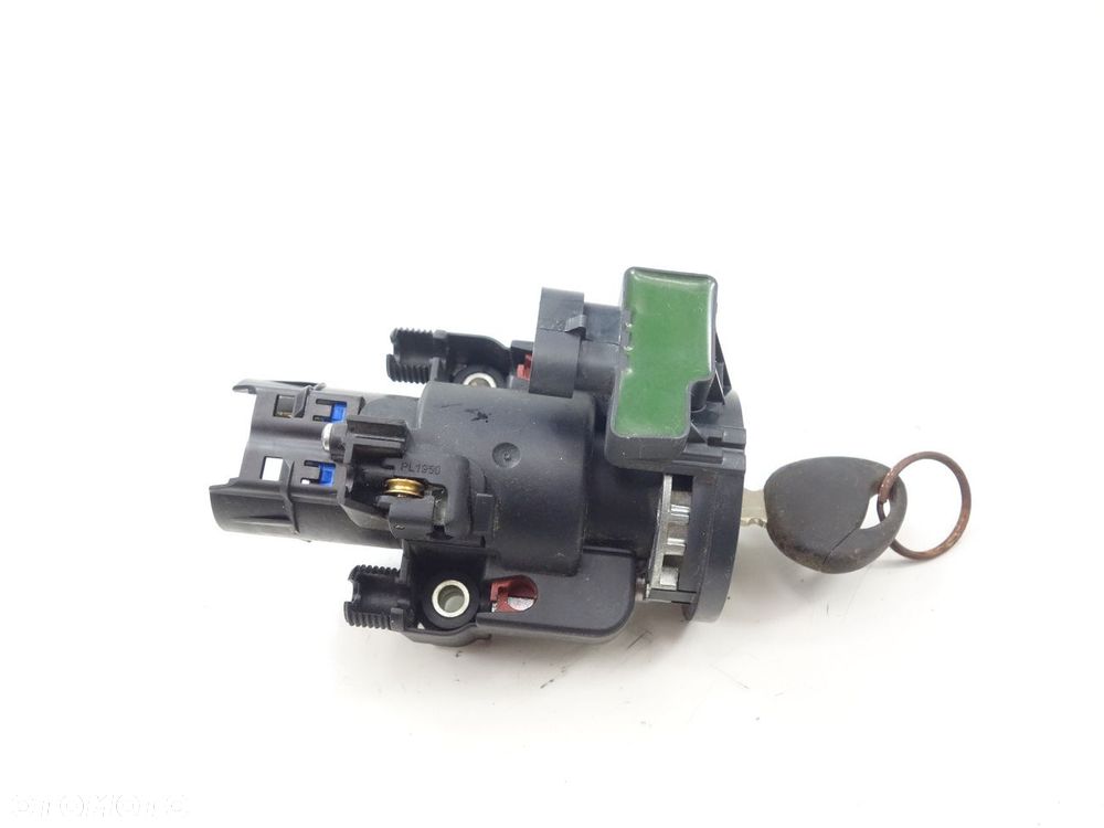 Stacyjka z kluczykiem moduł immobiliser Piaggio  Mp3 300 Hpe Sport 19-24 - 2