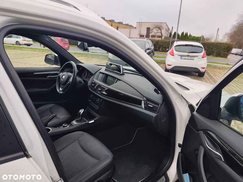 BMW X1 xDrive20d xLine - 16