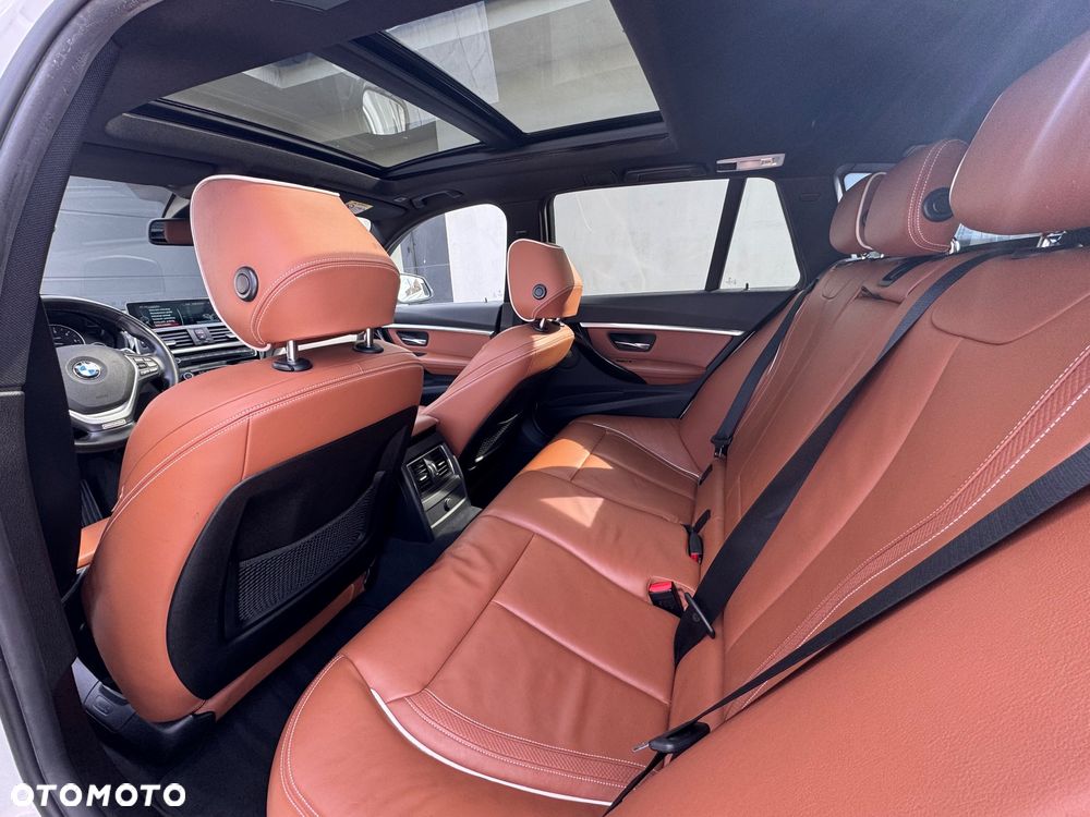 BMW Seria 3 335d xDrive Edition Luxury Line Purity - 12