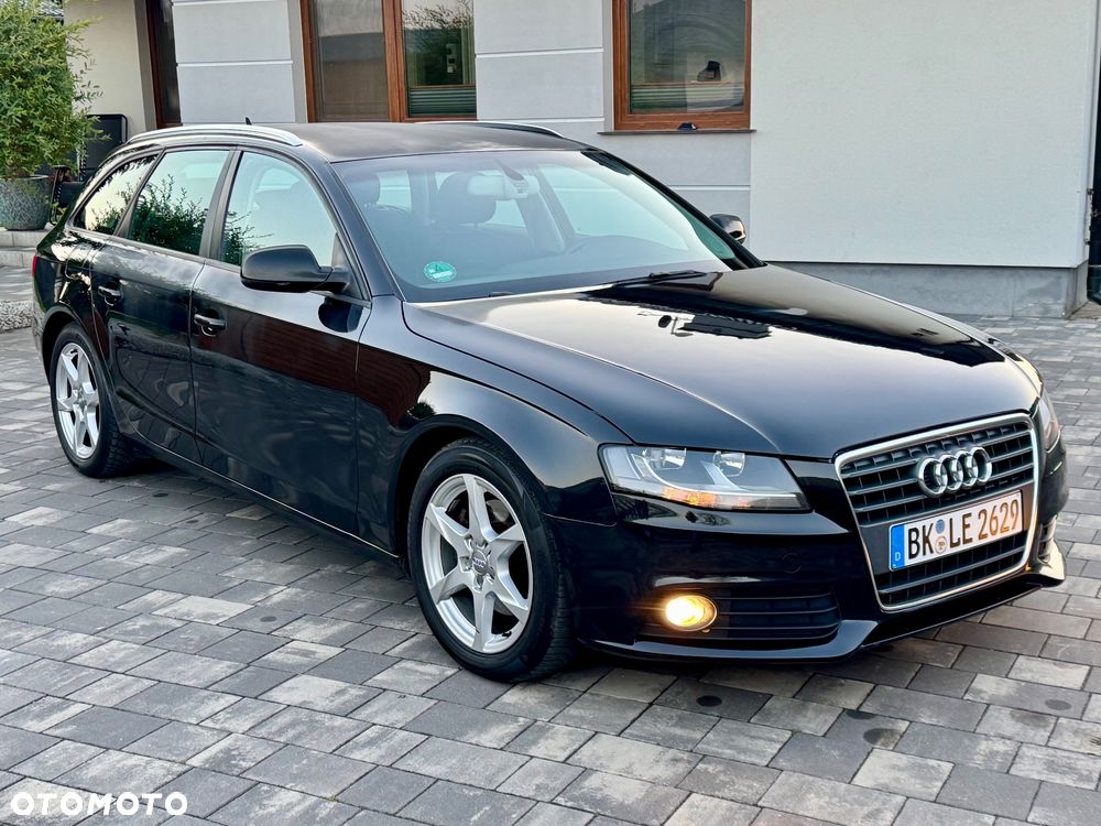 Audi A4 - 1