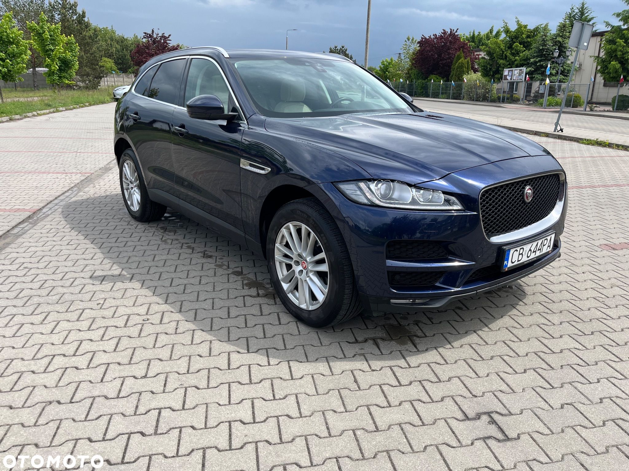 Jaguar F-Pace - 1