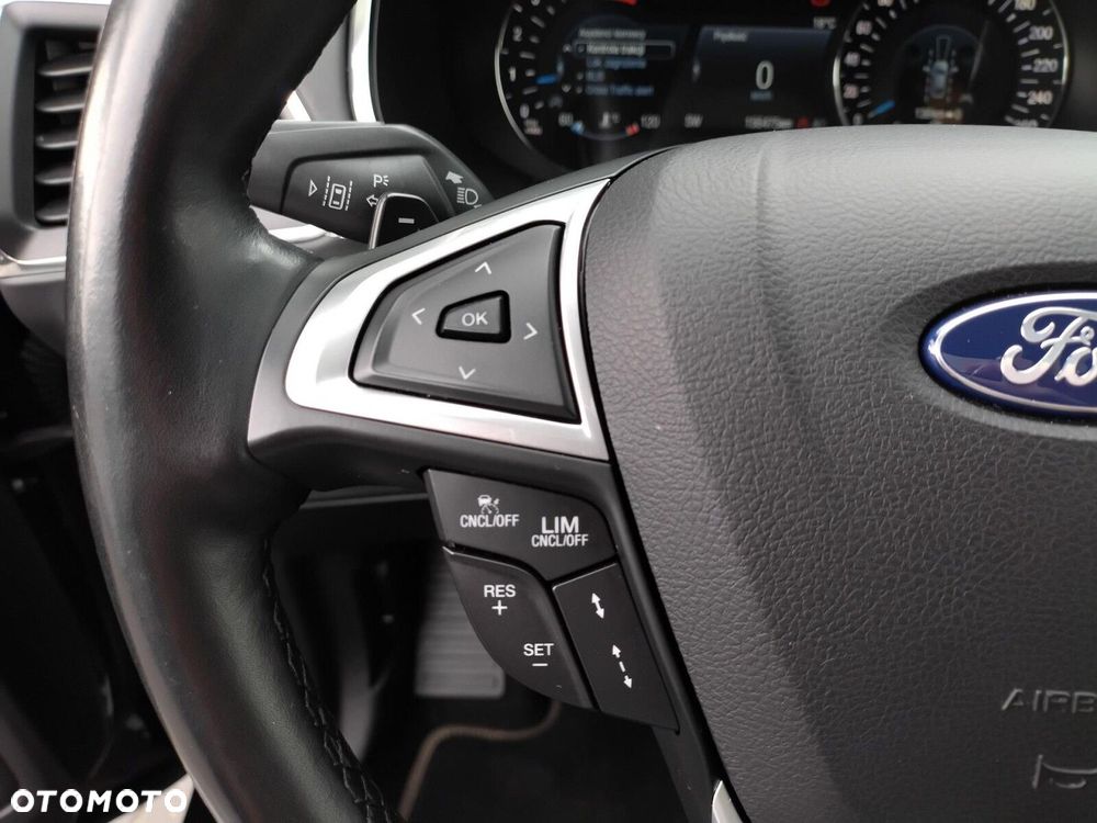 Ford S-Max - 14