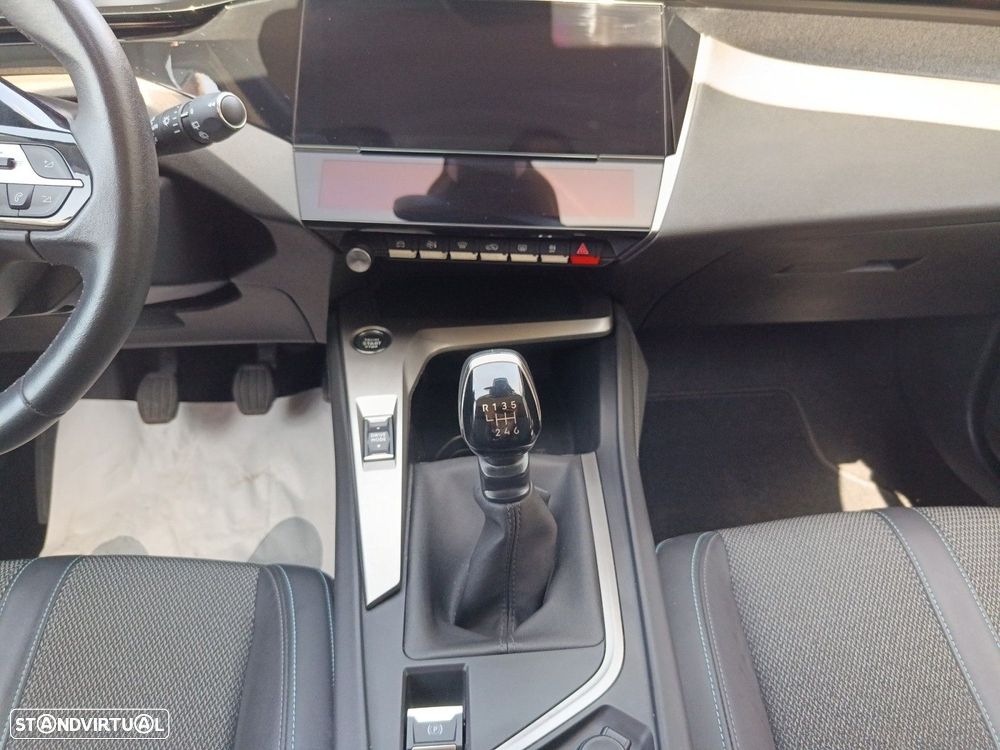 Peugeot 308 1.2 PureTech Allure - 11