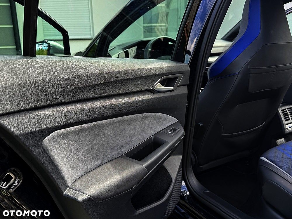 Volkswagen Golf 2.0 TSI 4Motion R DSG - 19