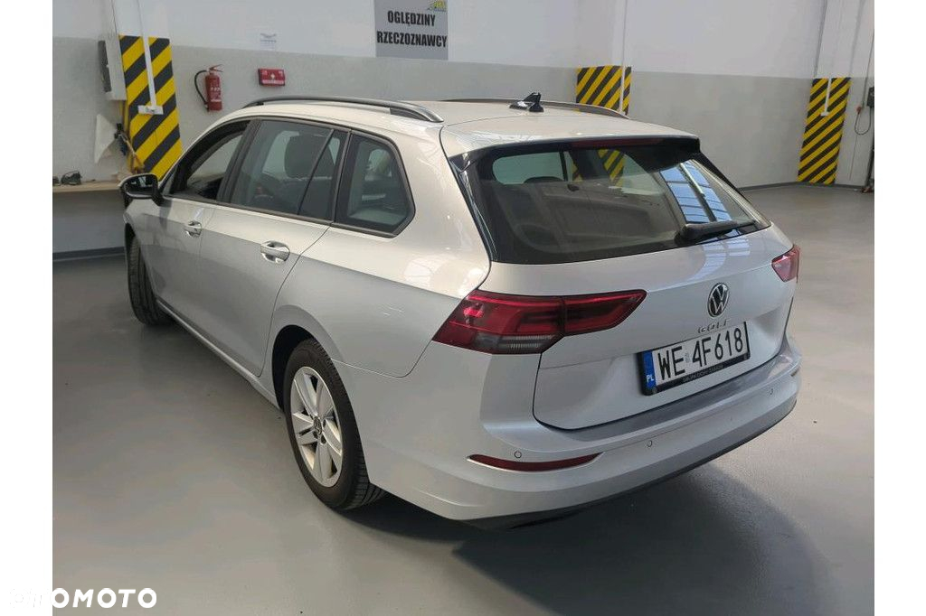 Volkswagen Golf - 2