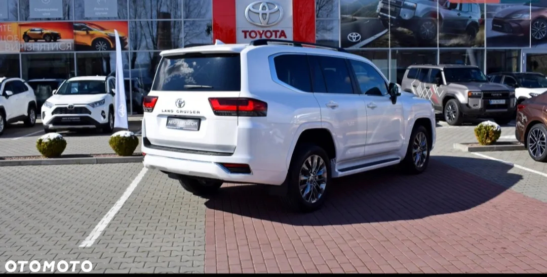 Toyota Land Cruiser - 25