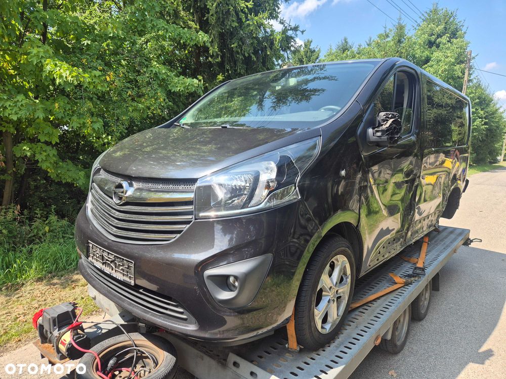 Opel Vivaro - 1