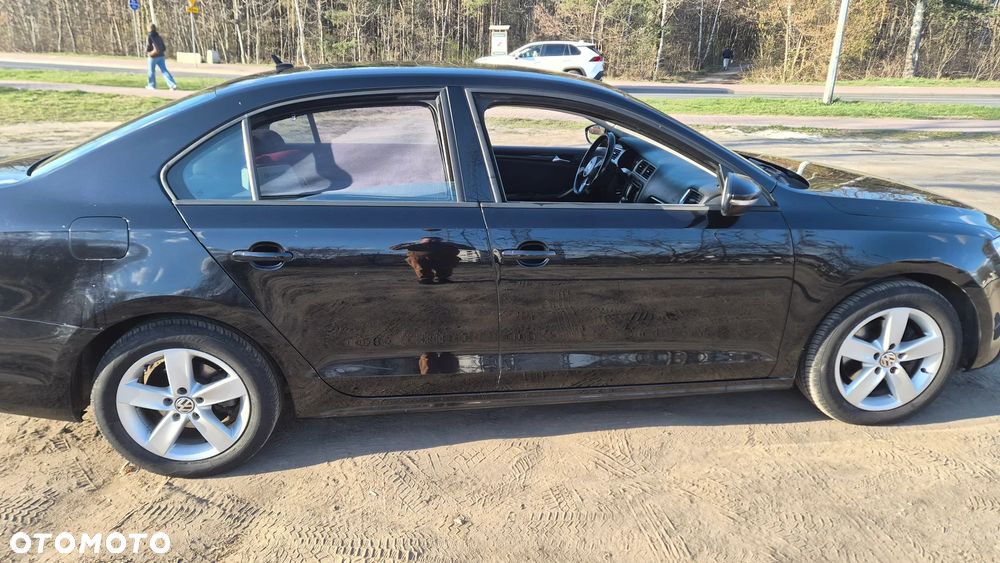 Volkswagen Jetta 1.4 TSI Comfortline - 9