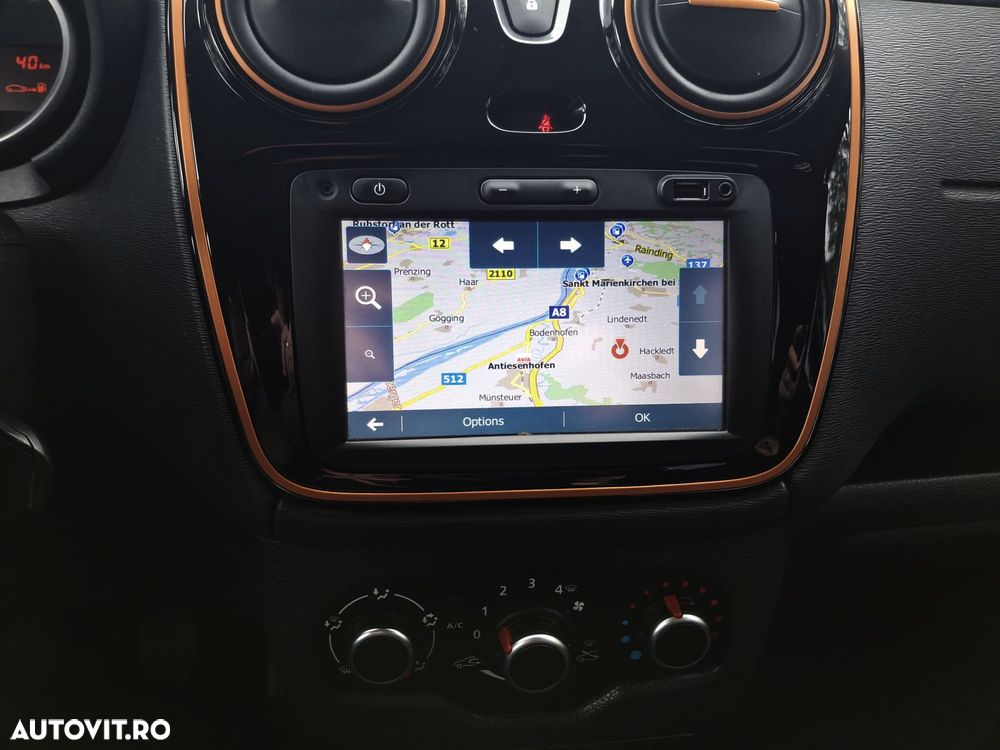 Dacia Lodgy TCe 115 Stepway - 8