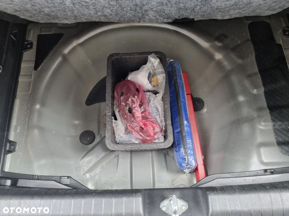 Hyundai i20 1.2 YES Plus - 31