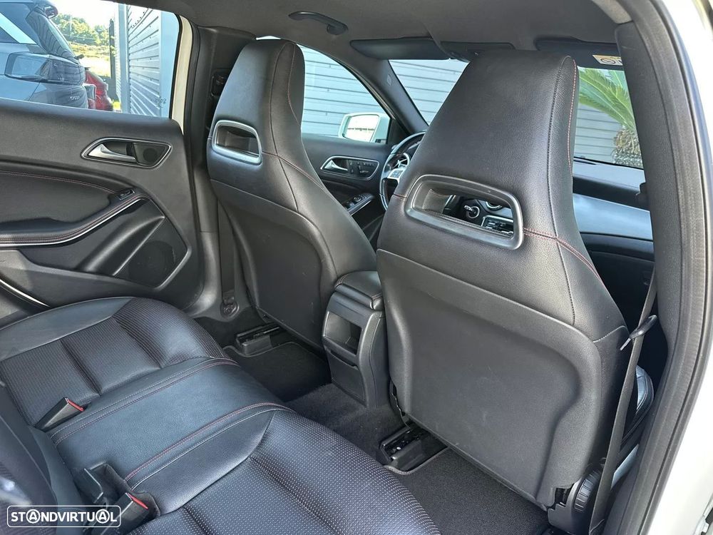 Mercedes-Benz GLA 220 d 4Matic 7G-DCT AMG Line - 59