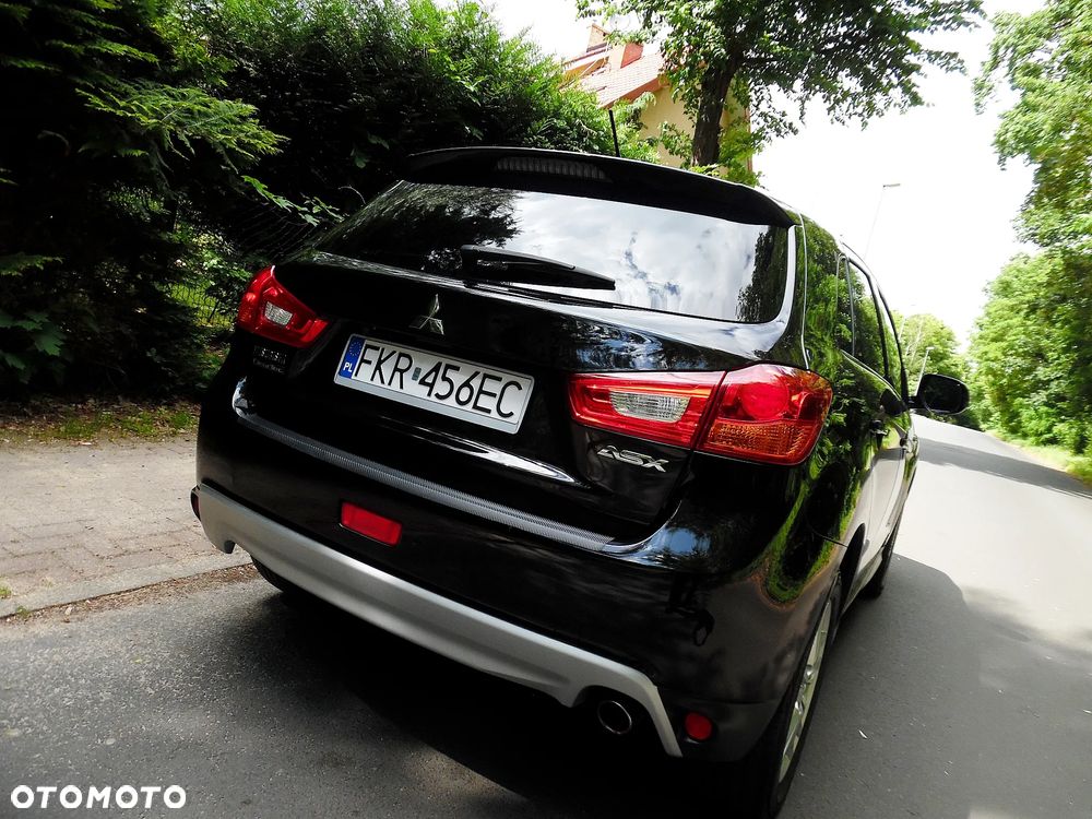 Mitsubishi ASX - 10