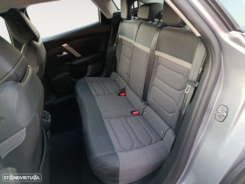 Citroën C4 1.2 PureTech Plus - 13