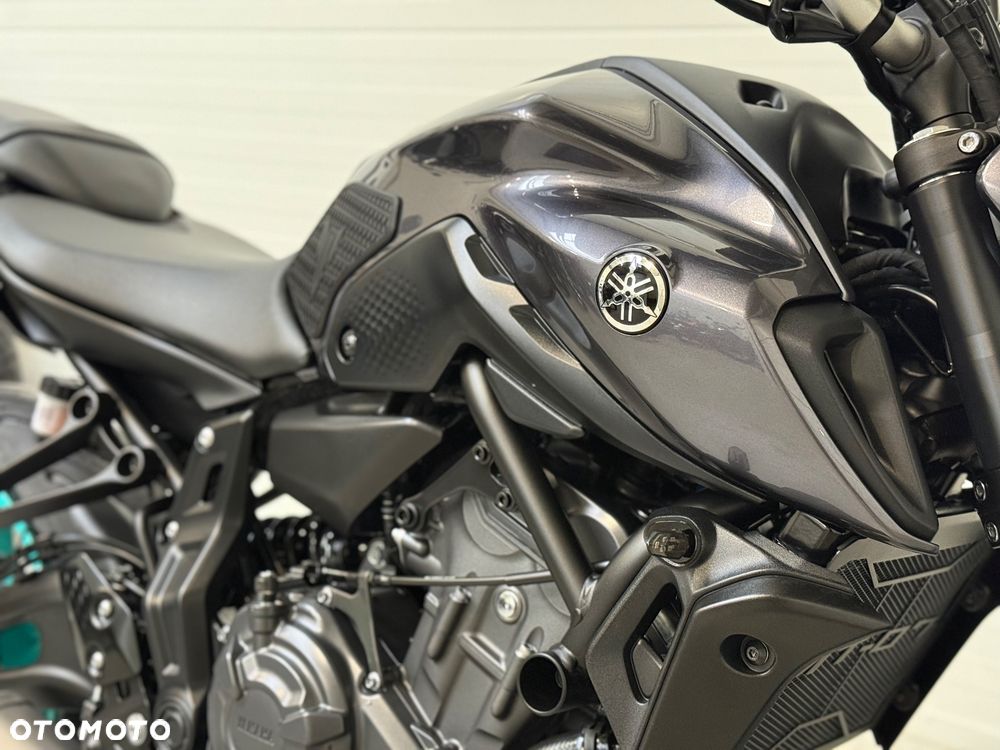 Yamaha MT - 16