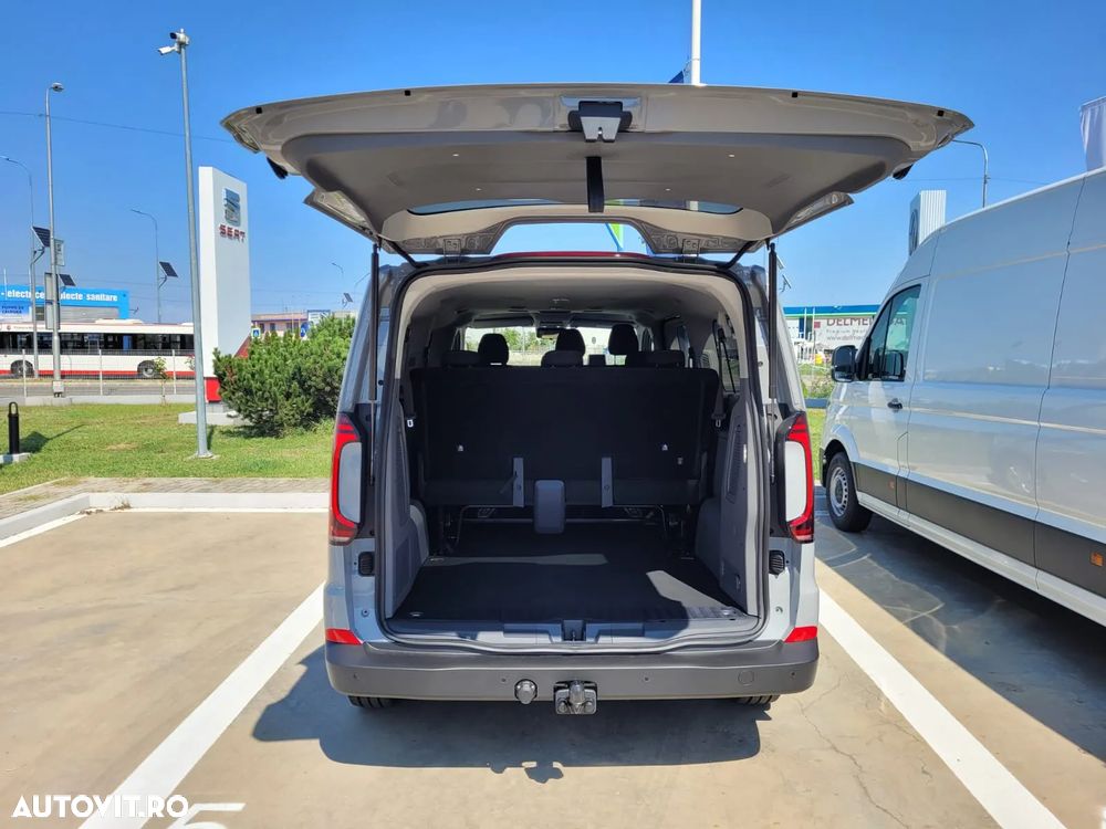 Volkswagen Caravelle - 5