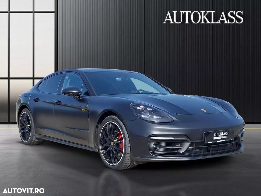 Porsche Panamera - 3