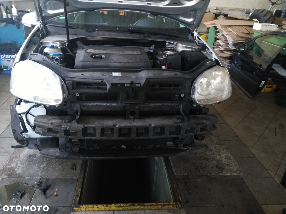 vw golf V 5 LA7W maska zderzak lampy pas błotnik - 4