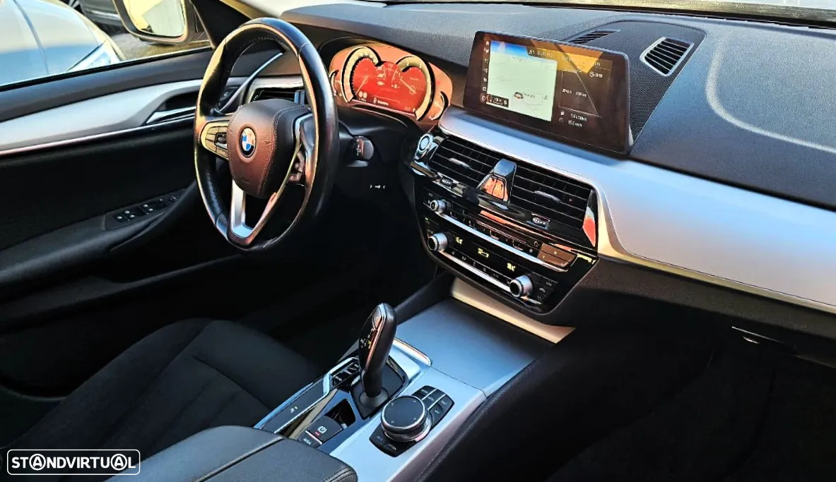 BMW 520 d Auto - 29