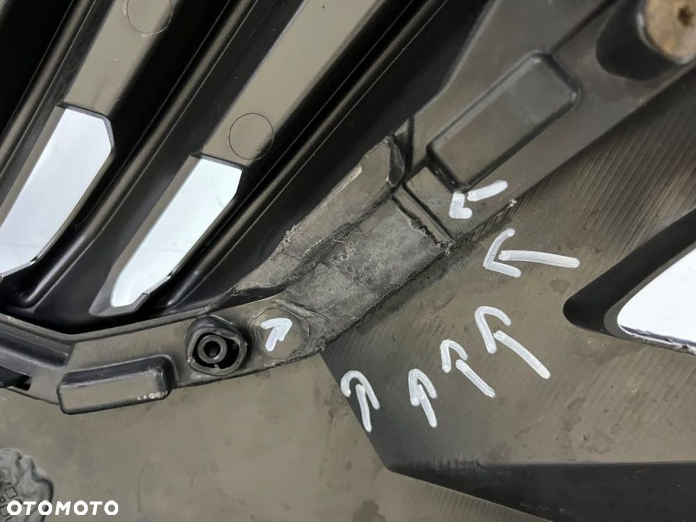 Zderzak przedni Skoda Superb III 3 15-19r. Przedlift przód 6XPDC spryski 3V0807221 - 10