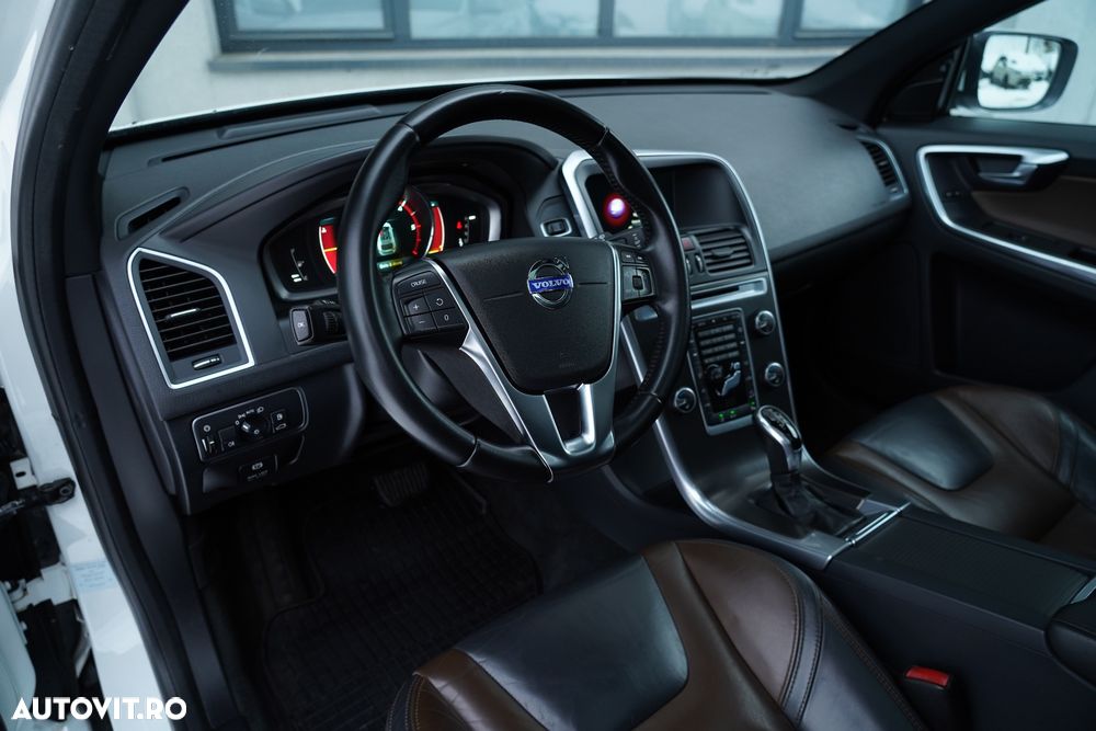 Volvo XC 60 - 16