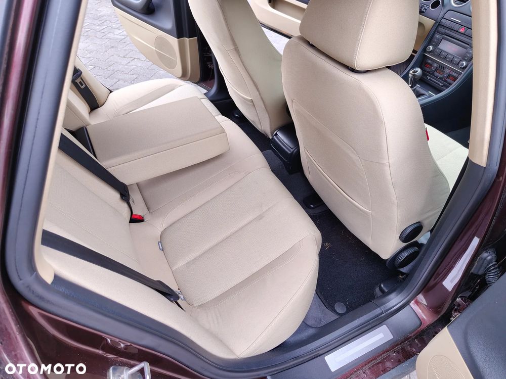 Seat Exeo 2.0 TDI DPF Style - 12