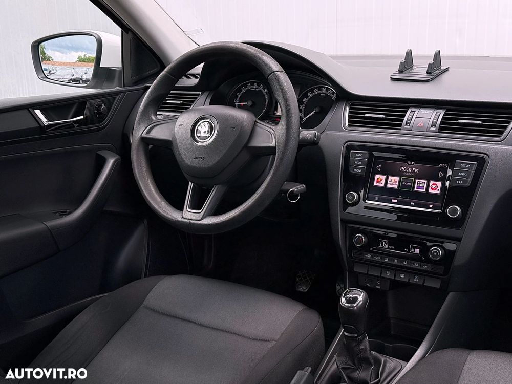 Skoda RAPID 1.6 TDI Ambition - 14