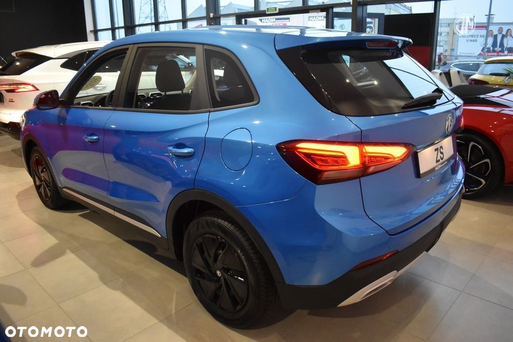 MG ZS - 3