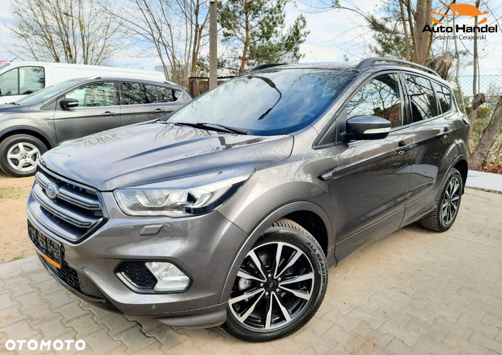 Ford Kuga 1.5 EcoBoost 2x4 ST-Line - 3
