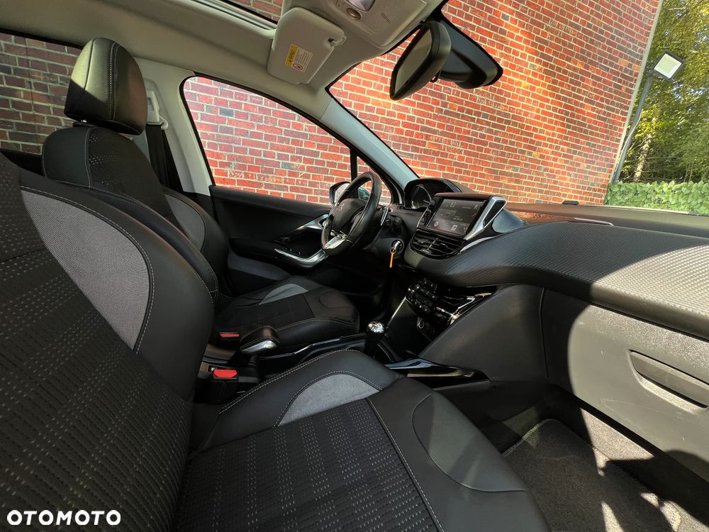 Peugeot 2008 - 10