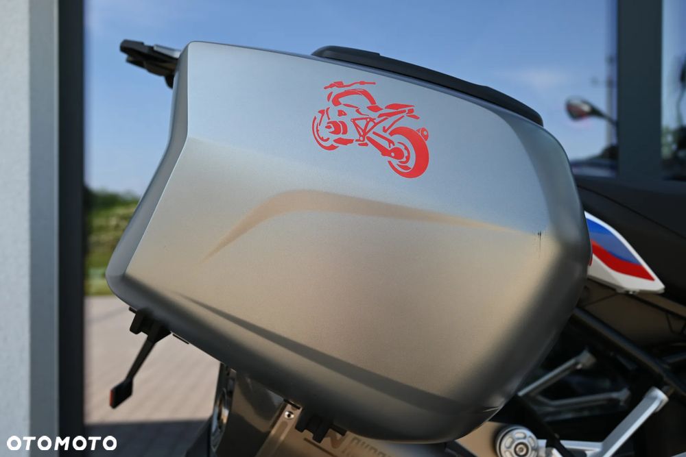BMW R - 30