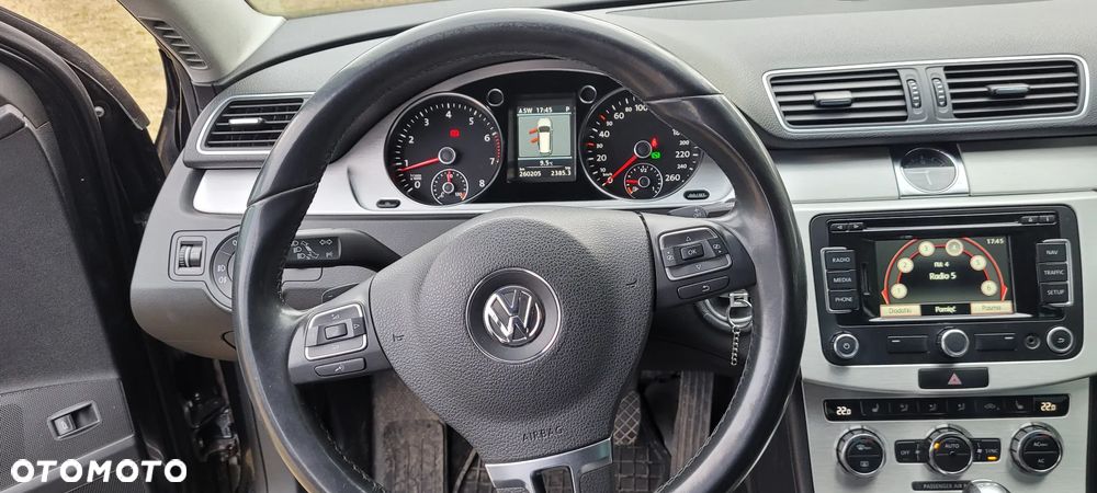 Volkswagen Passat 1.8 TSI Highline DSG - 17