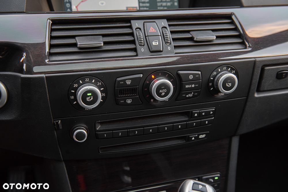 BMW Seria 5 530d xDrive Edition Exclusive - 27