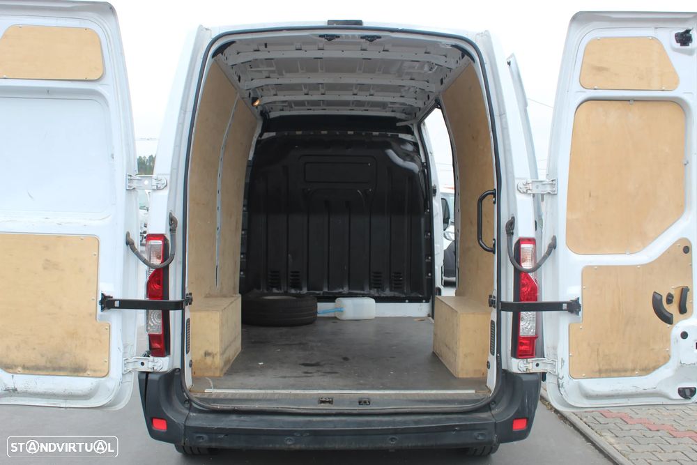 Renault Master 2.3 dCi L2H2 // 150 CV - 9