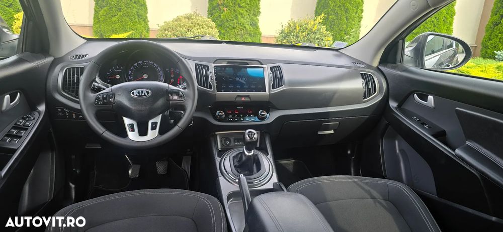 Kia Sportage 1.7 CRDI 2WD Vision - 8