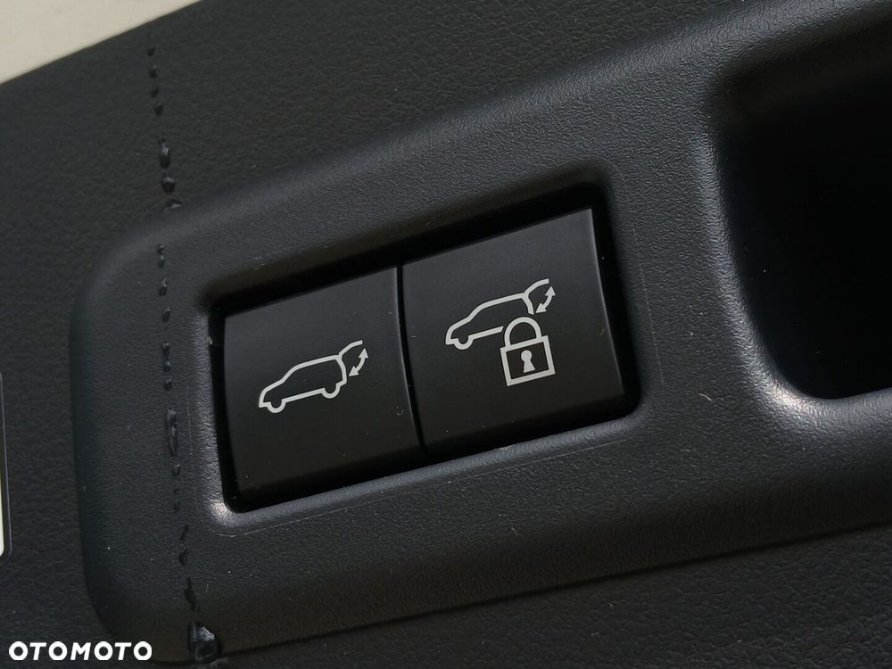 Lexus LBX 1.5 Hybrid Cool - 36
