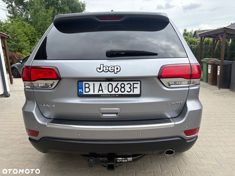 Jeep Grand Cherokee - 14