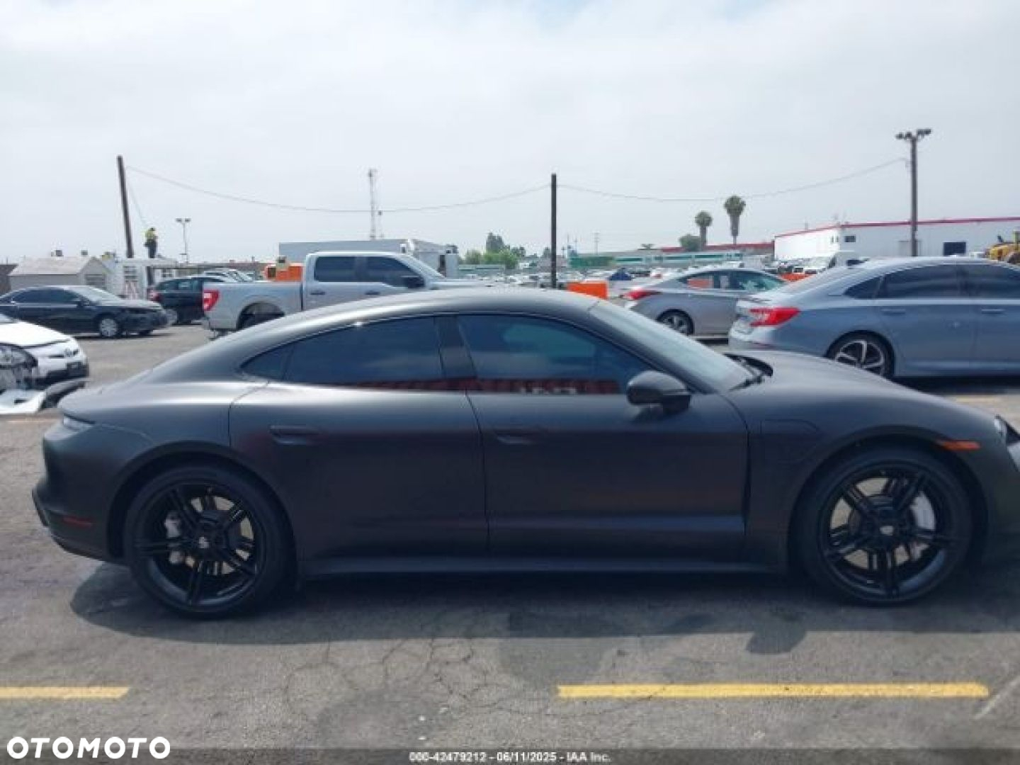 Porsche Taycan - 5