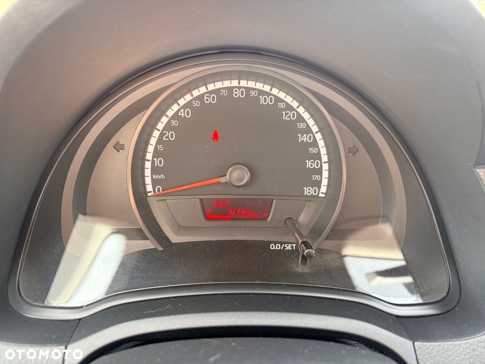 Volkswagen up! - 10
