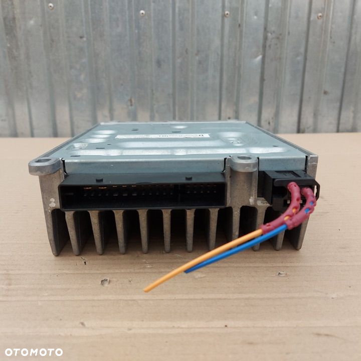 WZMACNIACZ HARMAN BECKER MODUL RADIA MERCEDES C W204 E W207 CLS W218 ORYGINAL DEMONTAZ 2189009403 2129008629 - 7