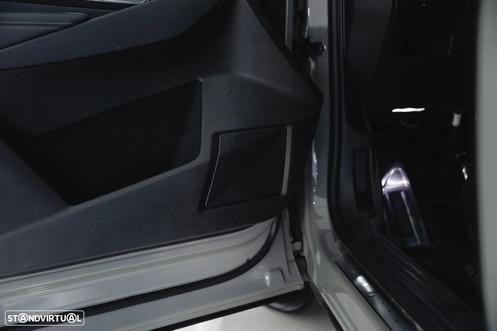 DS DS7 Crossback E-Tense Performance Line EAT8 - 19