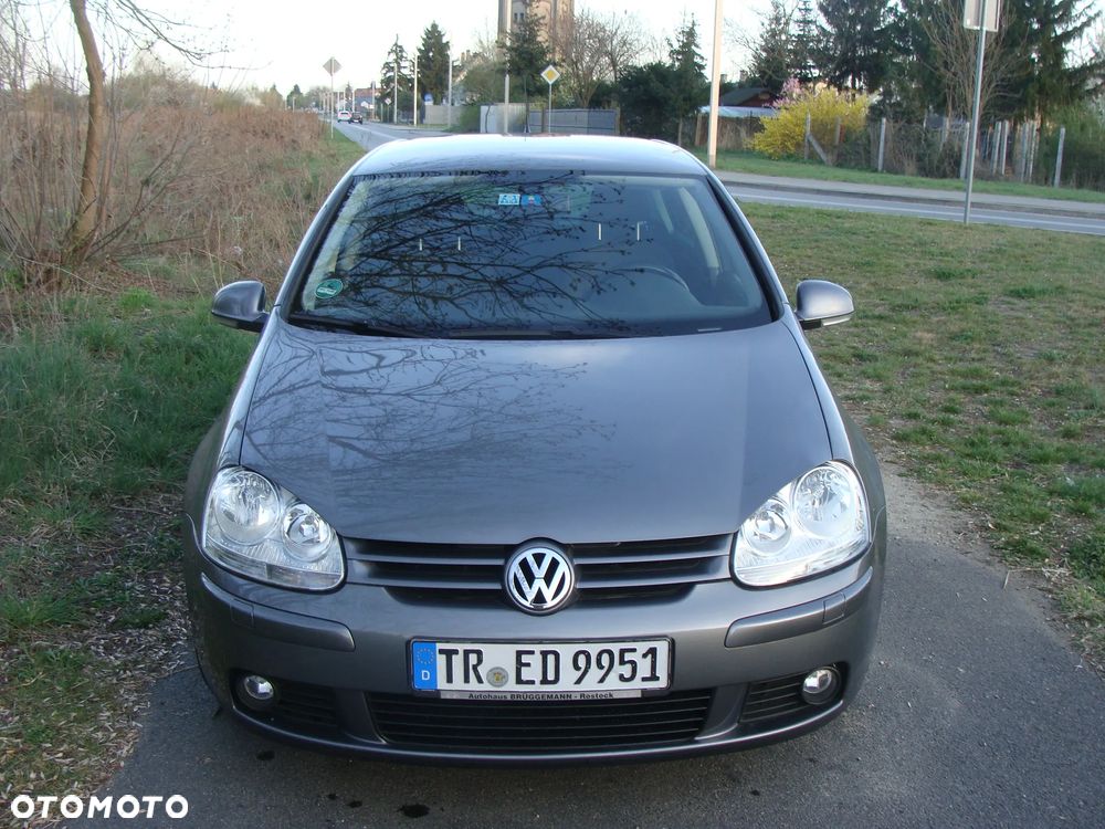 Volkswagen Golf 1.9 TDI DPF United - 1