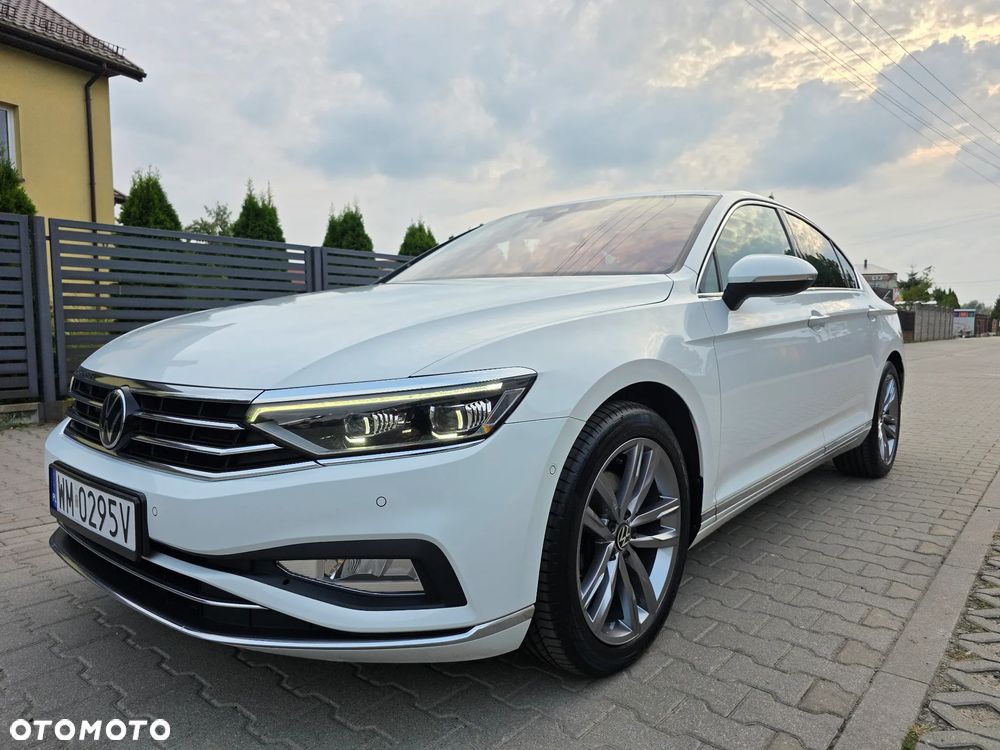 Volkswagen Passat 2.0 TDI Elegance DSG - 25