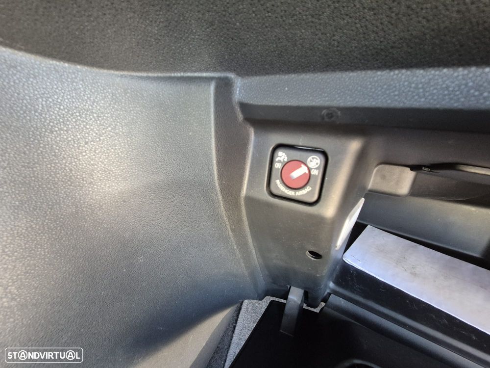 Citroën DS3 Cabrio 1.2 VTi So Chic - 18