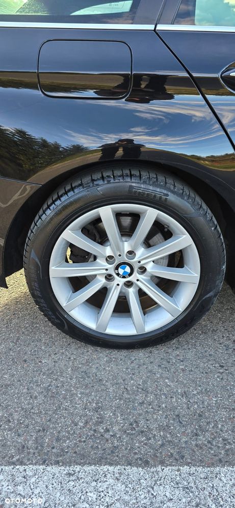 BMW Seria 5 520d - 14