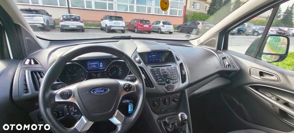 Ford Transit Connect - 28