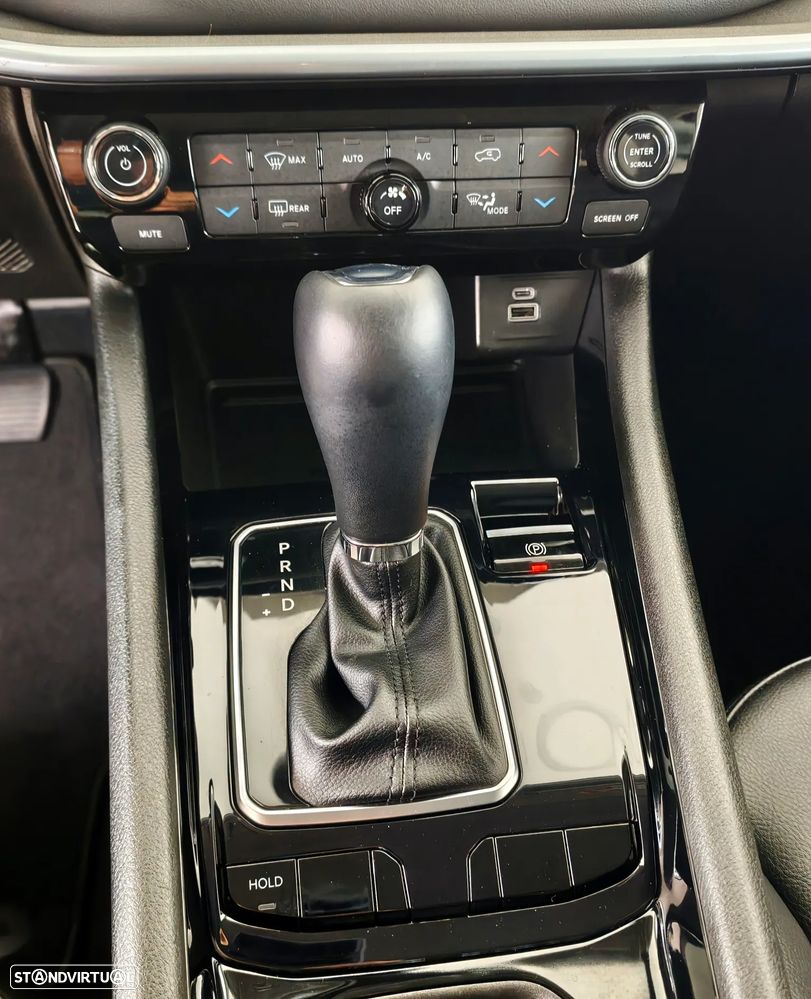 Jeep Compass 1.5 TG e-Hybrid Limited DCT - 11