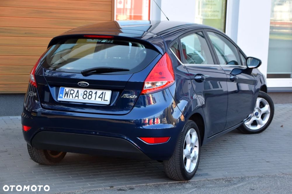 Ford Fiesta 1.25 Titanium EU5 - 11