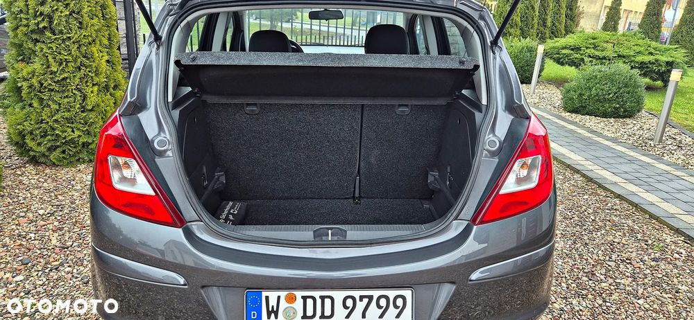 Opel Corsa 1.4 16V Edition - 17